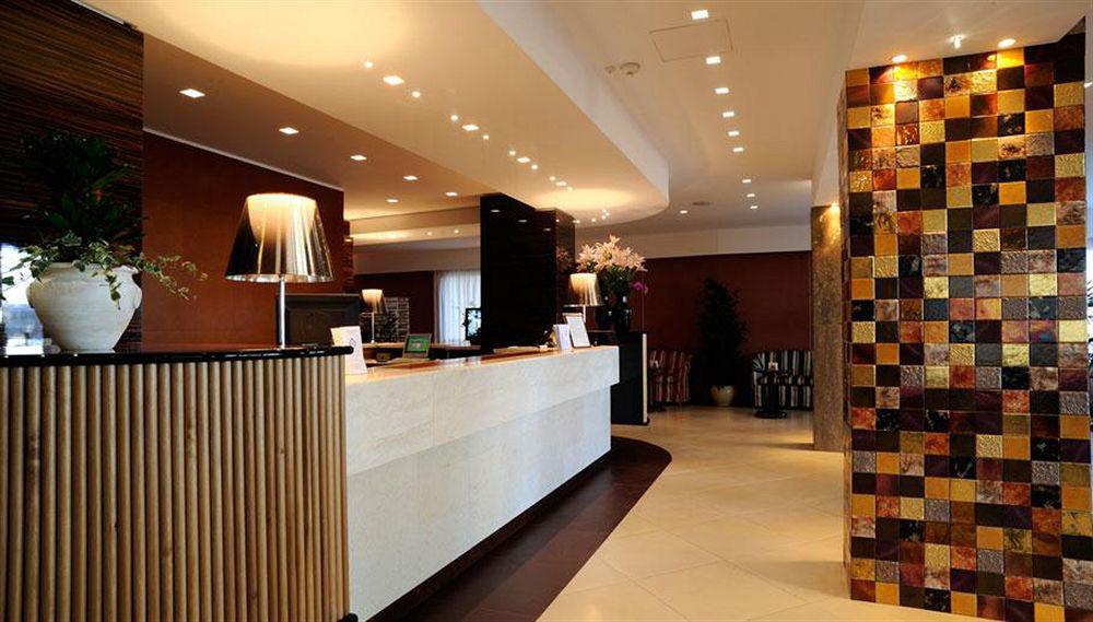 Grand Hotel Spiaggia 알라시오 외부 사진