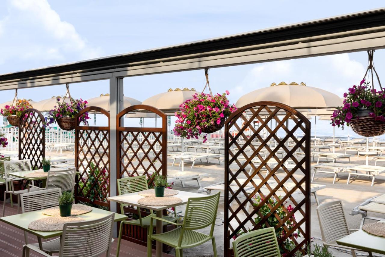 Grand Hotel Spiaggia 알라시오 외부 사진