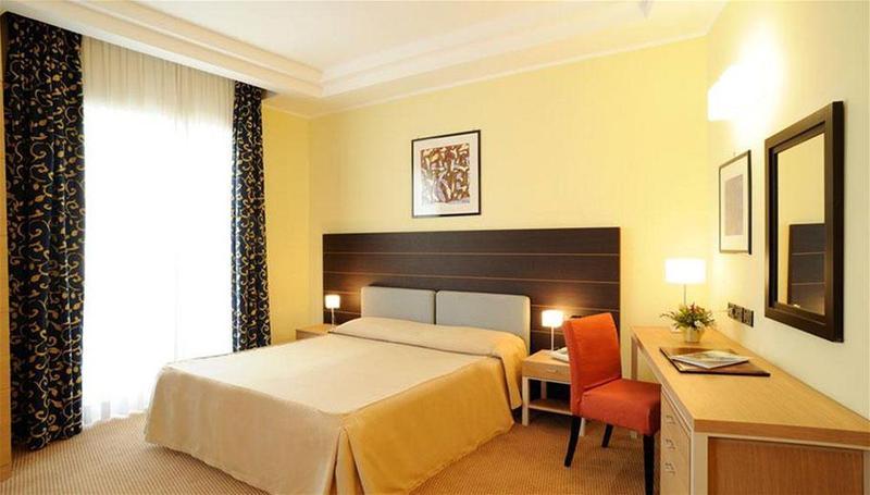 Grand Hotel Spiaggia 알라시오 외부 사진