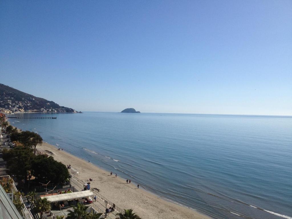 Grand Hotel Spiaggia 알라시오 외부 사진