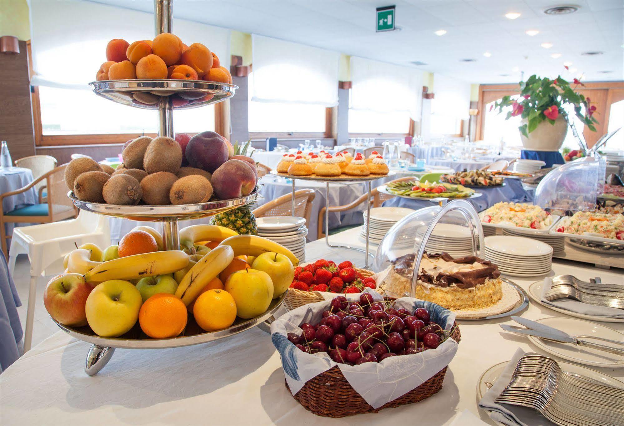 Grand Hotel Spiaggia 알라시오 외부 사진